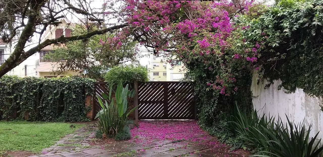 Casa Das Framboesas Bed & Breakfast Porto Alegre 2*,  Brazil